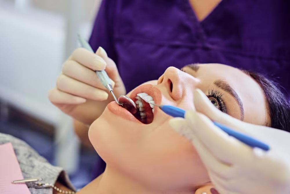 dental-filling-treatment-during-oral-exam